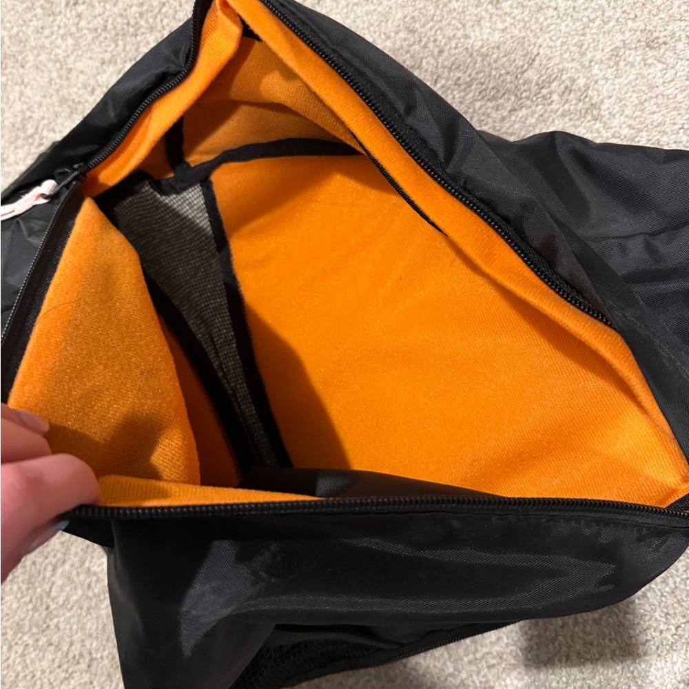 Samshield Helmet CrossBody - Picture 4 of 4
